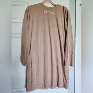 NWT Missguided Peachy/Tan Embroidered Edition T Shirt Dress Size 4